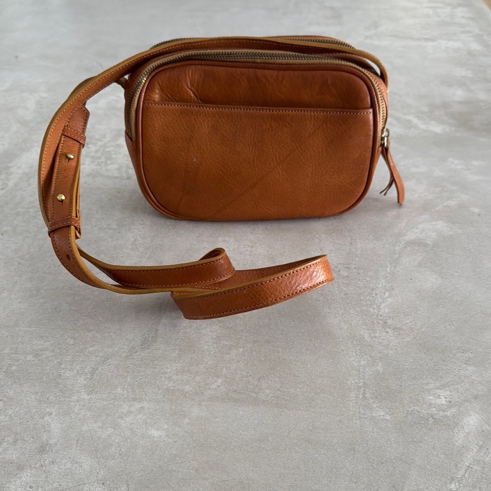 Tan Brown Leather Crossbody Bag with Adjustable Strap